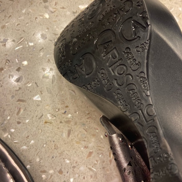 Carlos Santana Heels - Picture 4 of 4